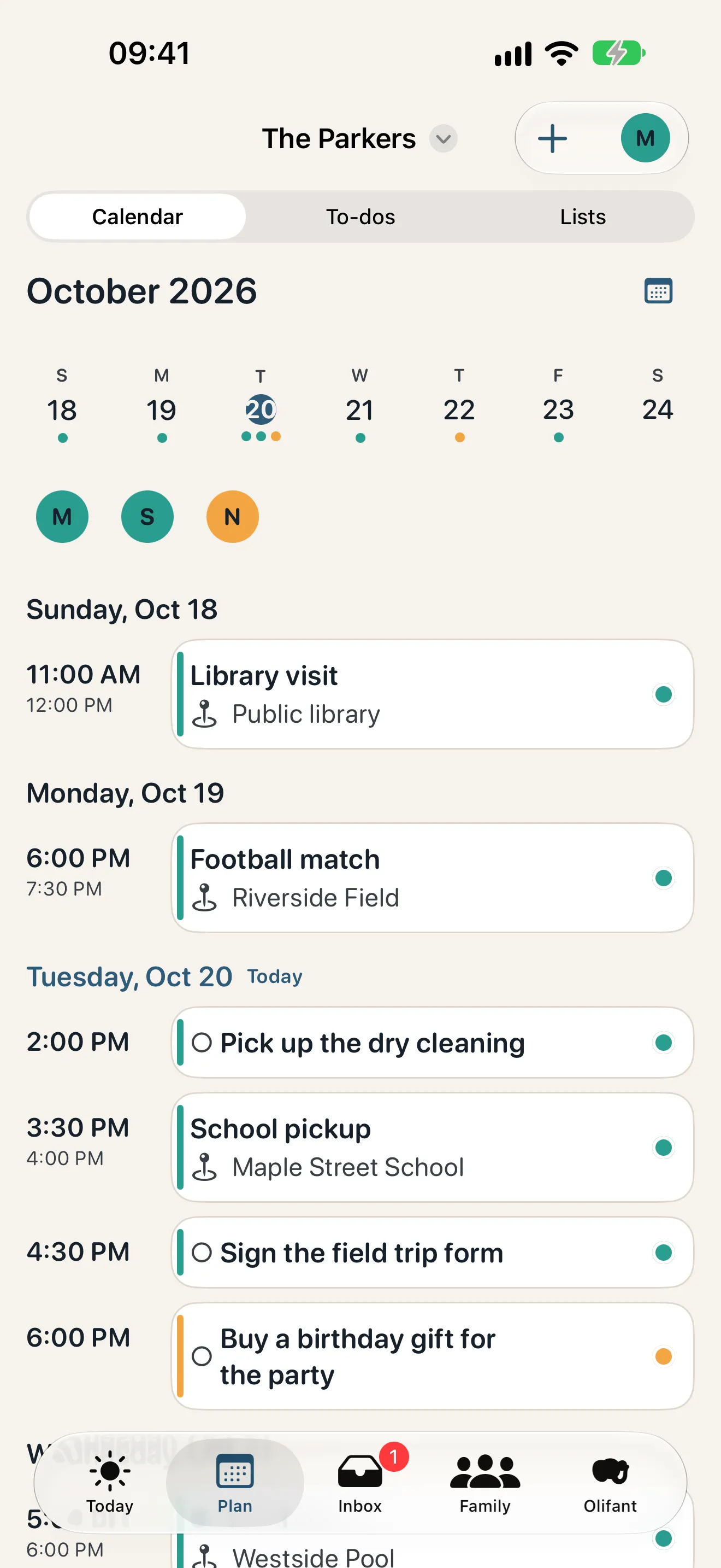 The Olifant calendar for one October week with a library visit, a football match and the school pickup
